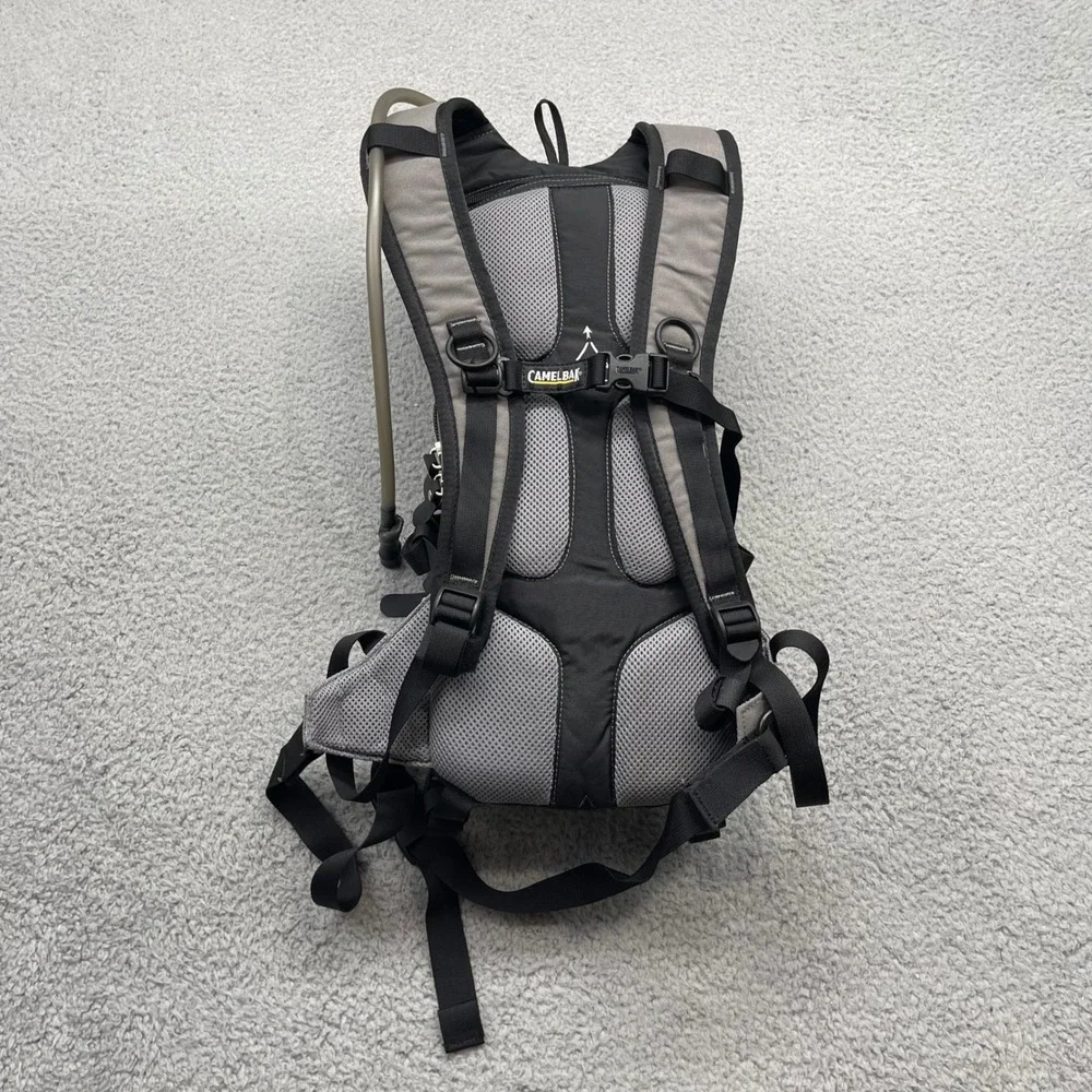 CamelBak Chaos‎ Black Grey Hydration Pack Backpack w/ 2L Bladder Hydrate or Die